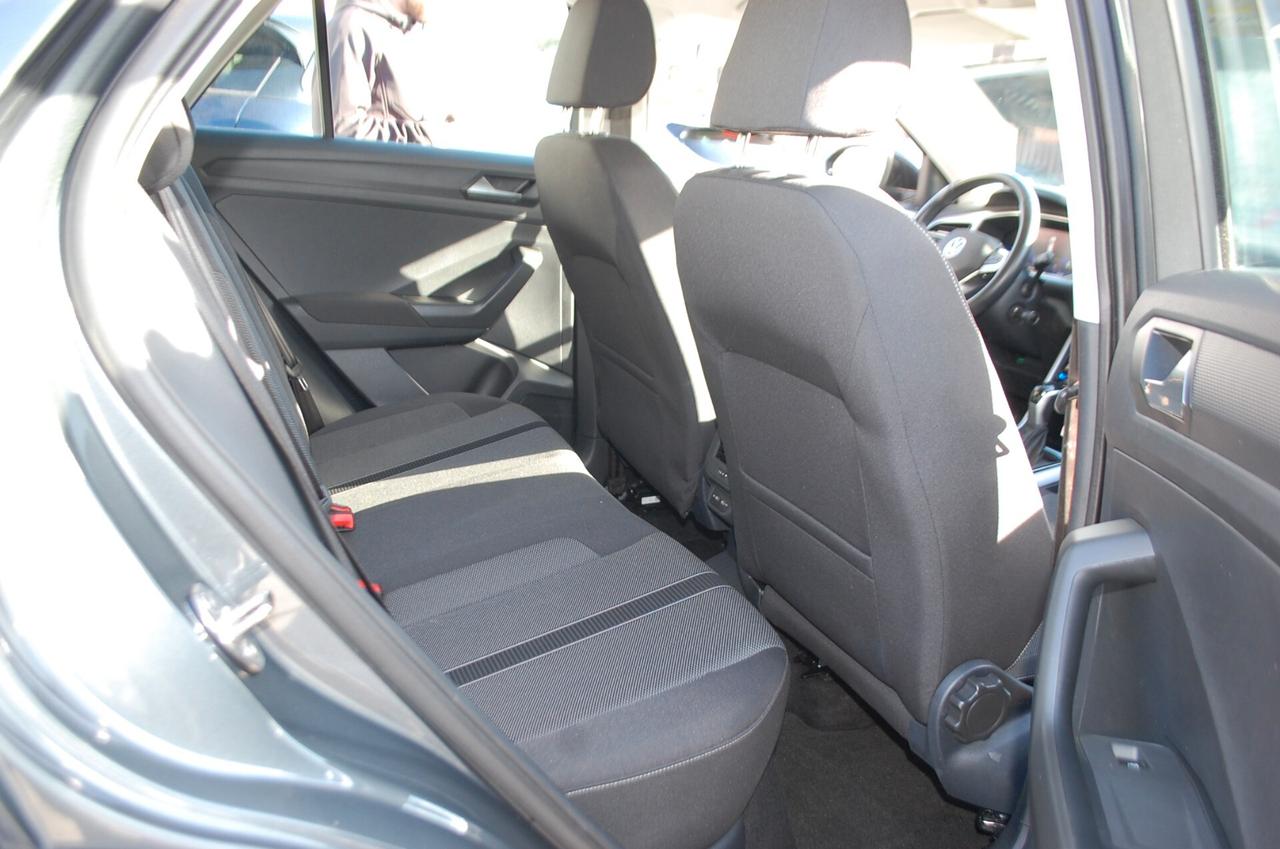 Volkswagen T-Roc 1.5 TSI 150CV Style DSG Uff Italy Led Lega USB App