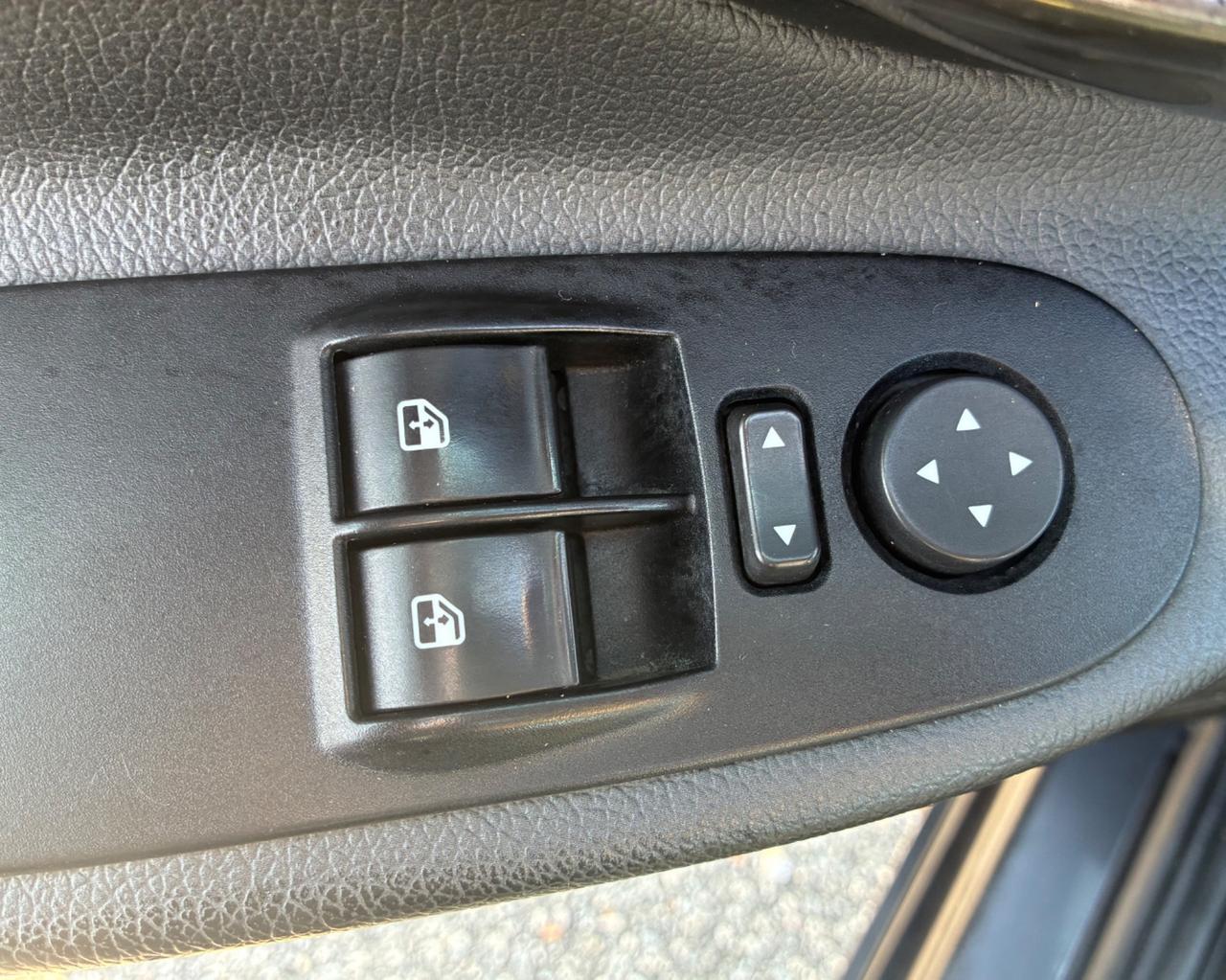 Lancia Ypsilon 1.2 69cv GPL - 2014