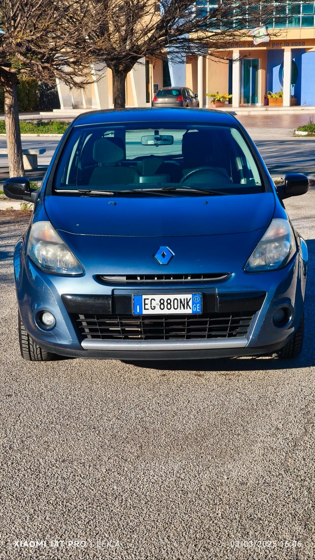 Renault Clio 1.5 dCi 75CV 20th DINAMIQUE 2011