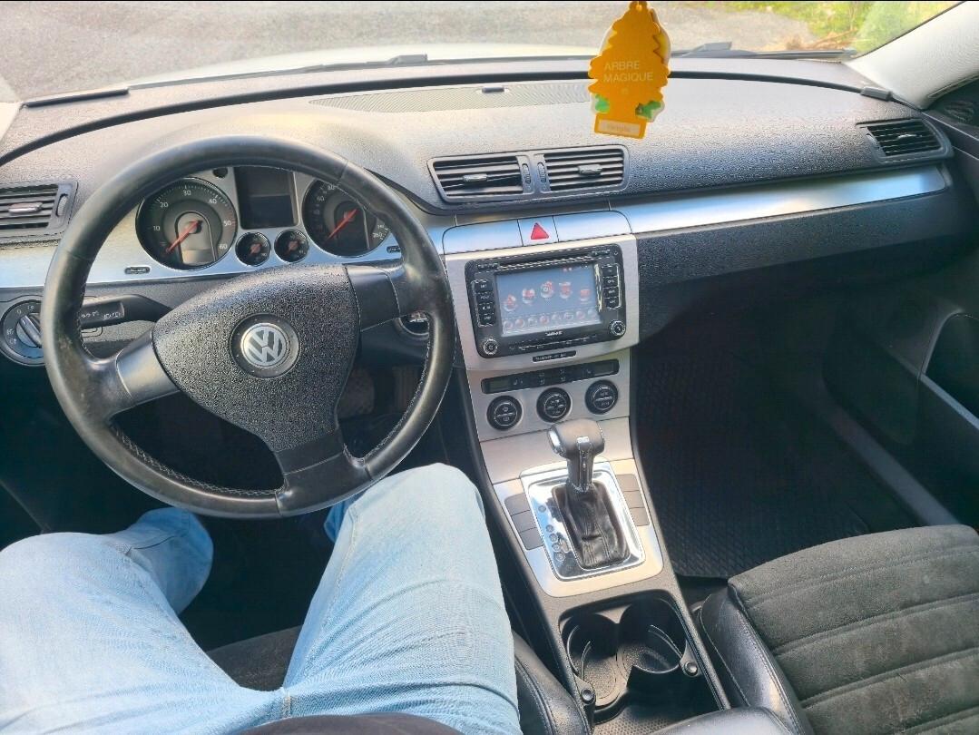 Volkswagen Passat 2.0 TDI DSG Highline cambio automatico