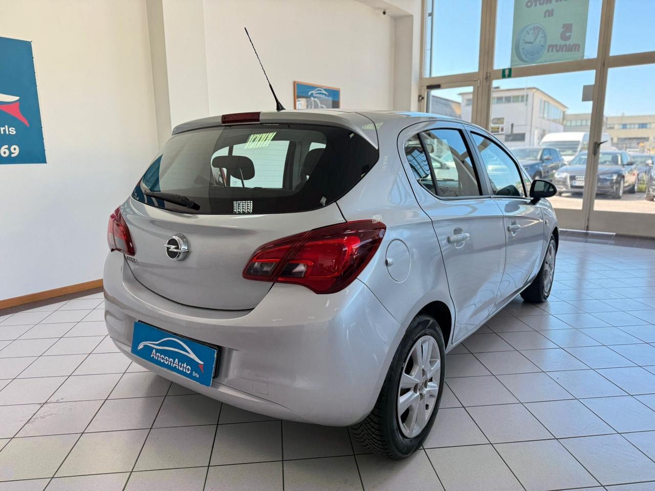 Opel Corsa 1.4 90CV GPL 2015