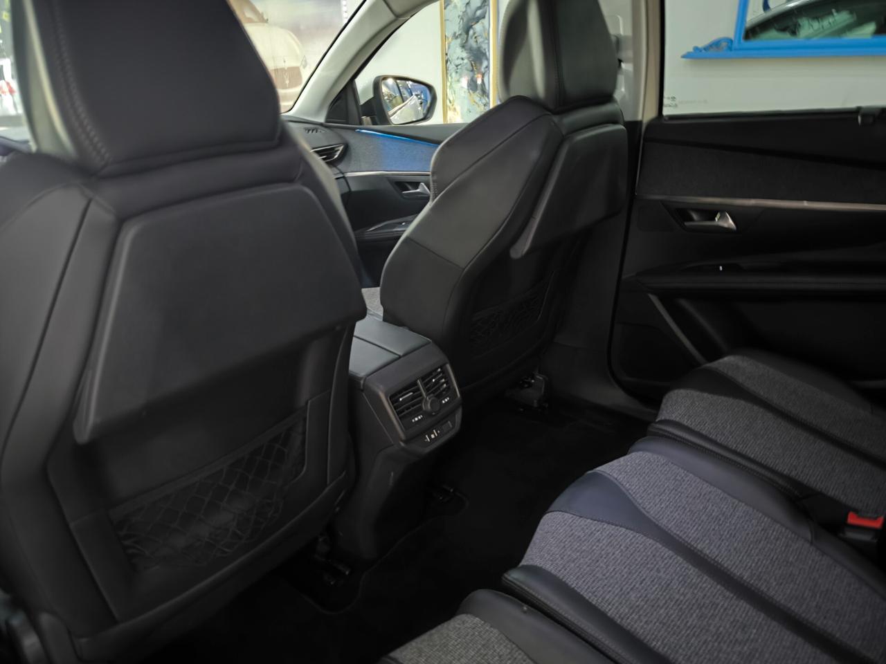 Peugeot 5008 BlueHDi 120 S&S Allure