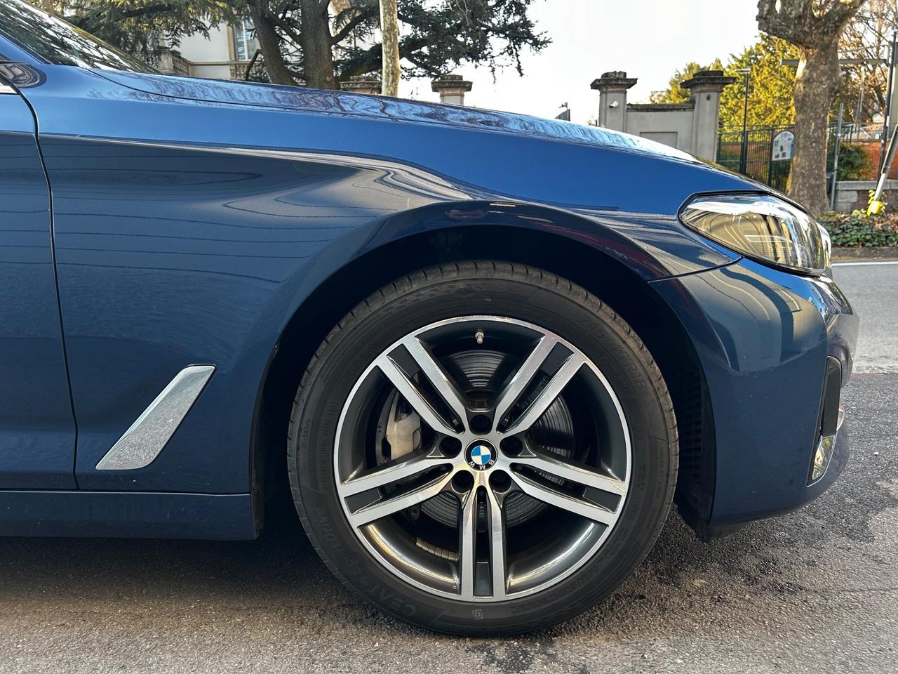 Bmw 530d Touring 48V MHEV Xdrive Luxury auto