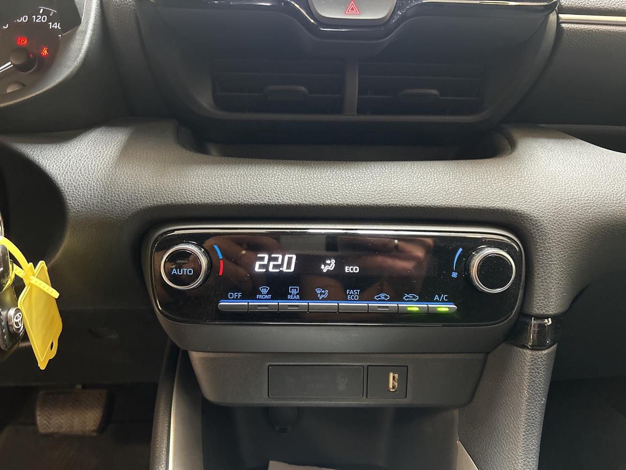 Toyota Yaris 1.5h Active
