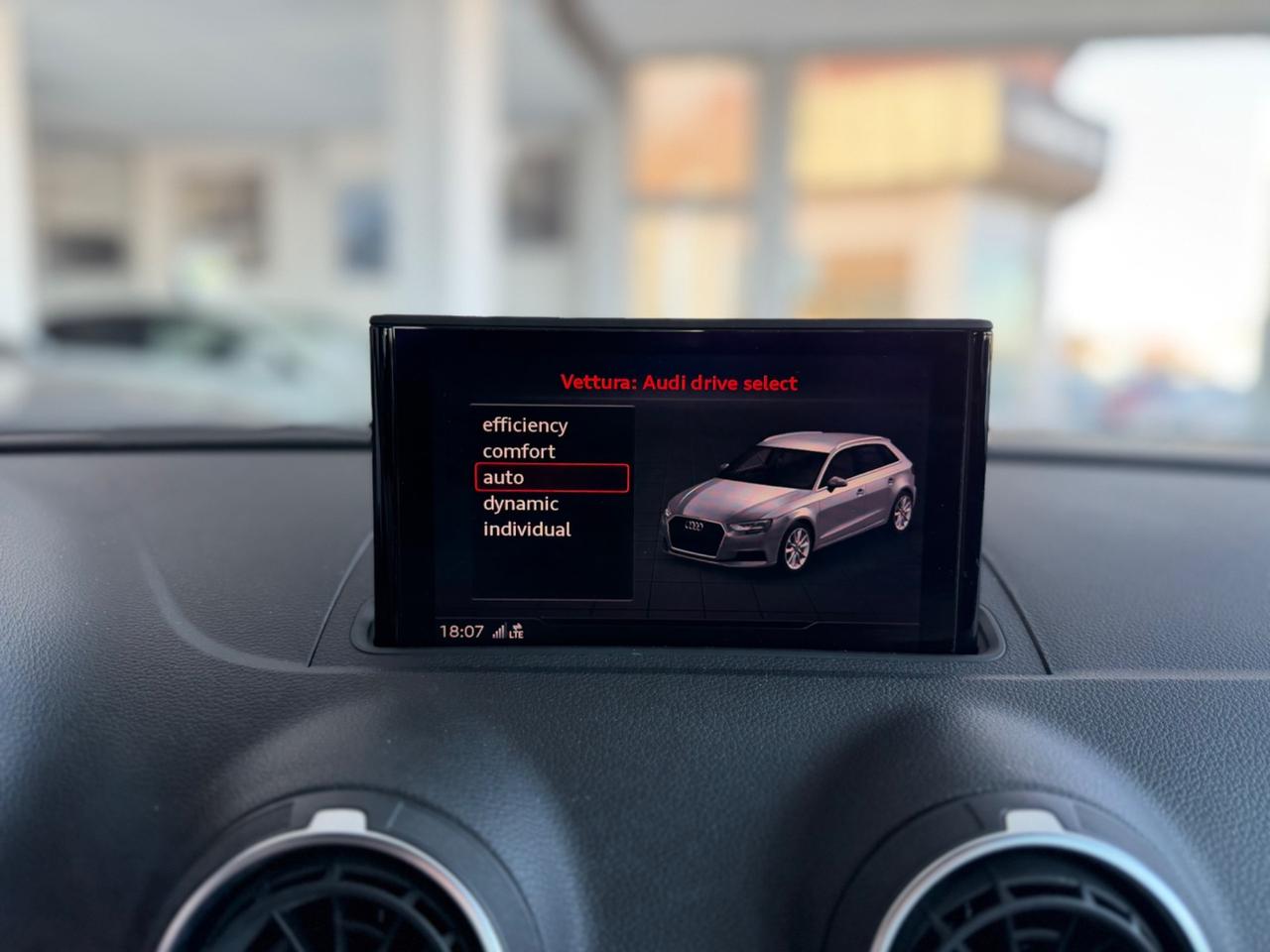 Audi A3 SPB 30 TDI S-LINE VIRTUAL MATRIX