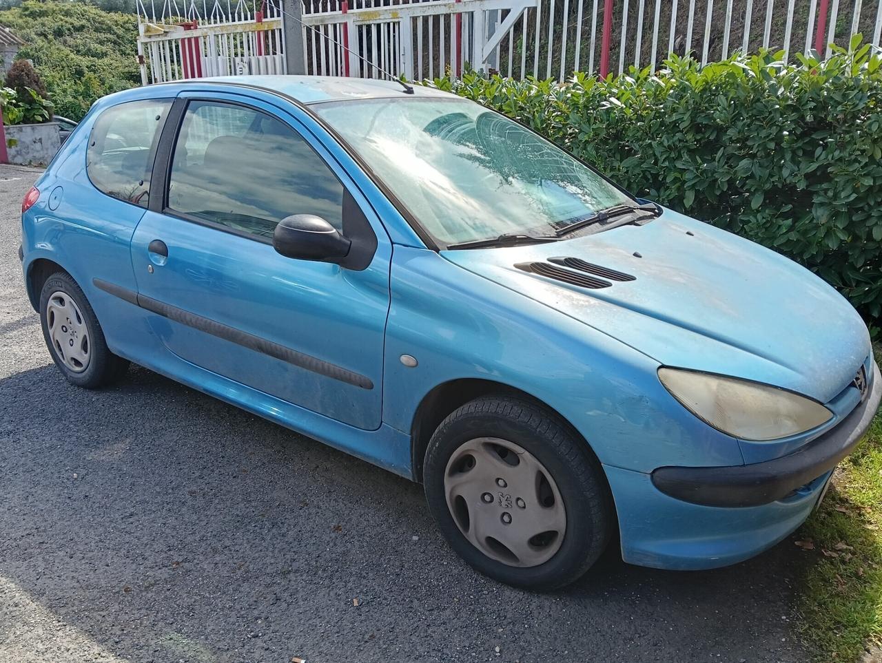 Peugeot 206 1.1 3p. /€950