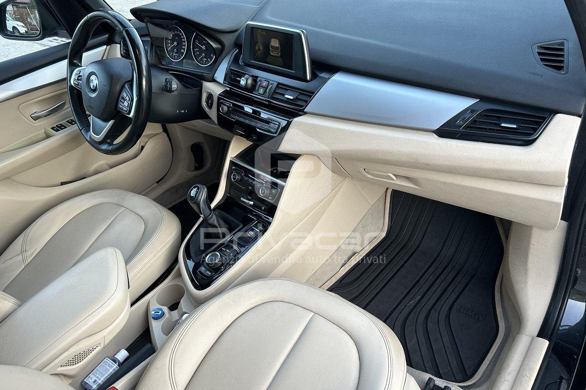 BMW 218d Active Tourer Advantage