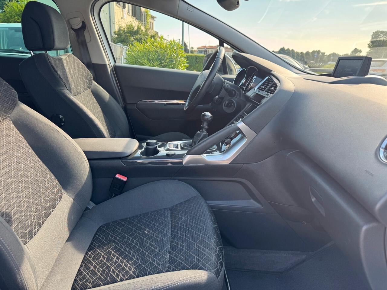 Peugeot 3008 BlueHDi 120 S&S Active Mix