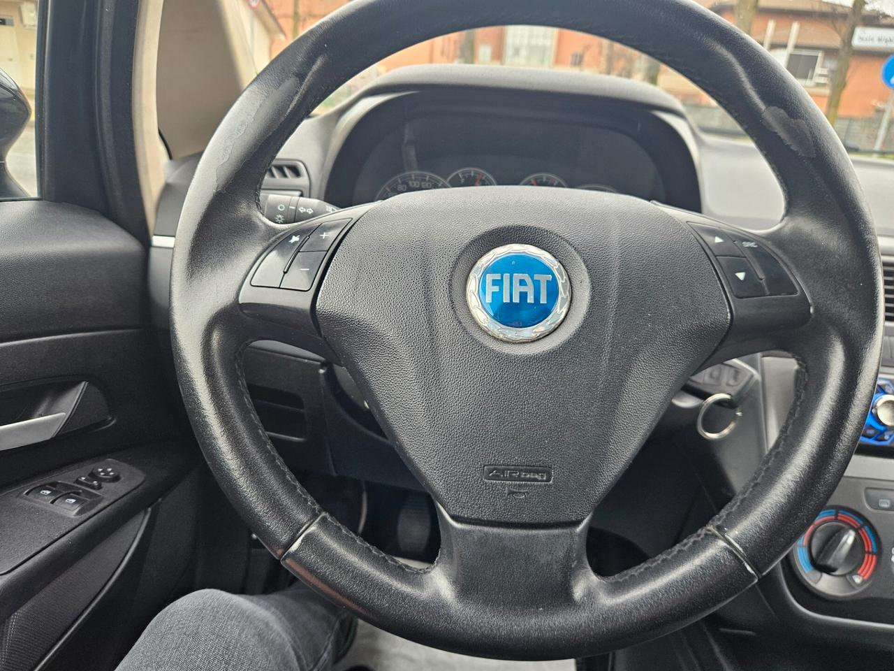 Fiat Grande Punto 1.2 benzina neopatentati