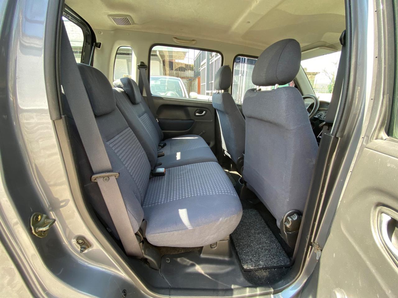 Opel Agila 1.2 16V Fashion Line