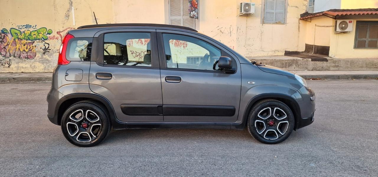 Fiat Panda 1.0 FireFly S&S Hybrid 2022 49.000KM CON BLOCKSHAFT
