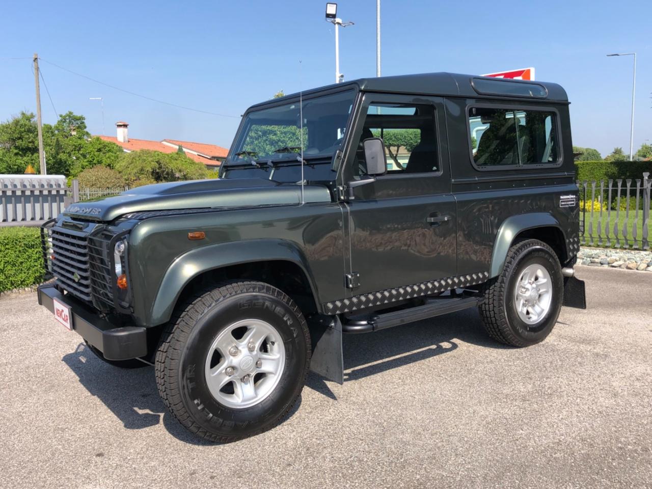 Land Rover Defender 90 2.4 TD4 S