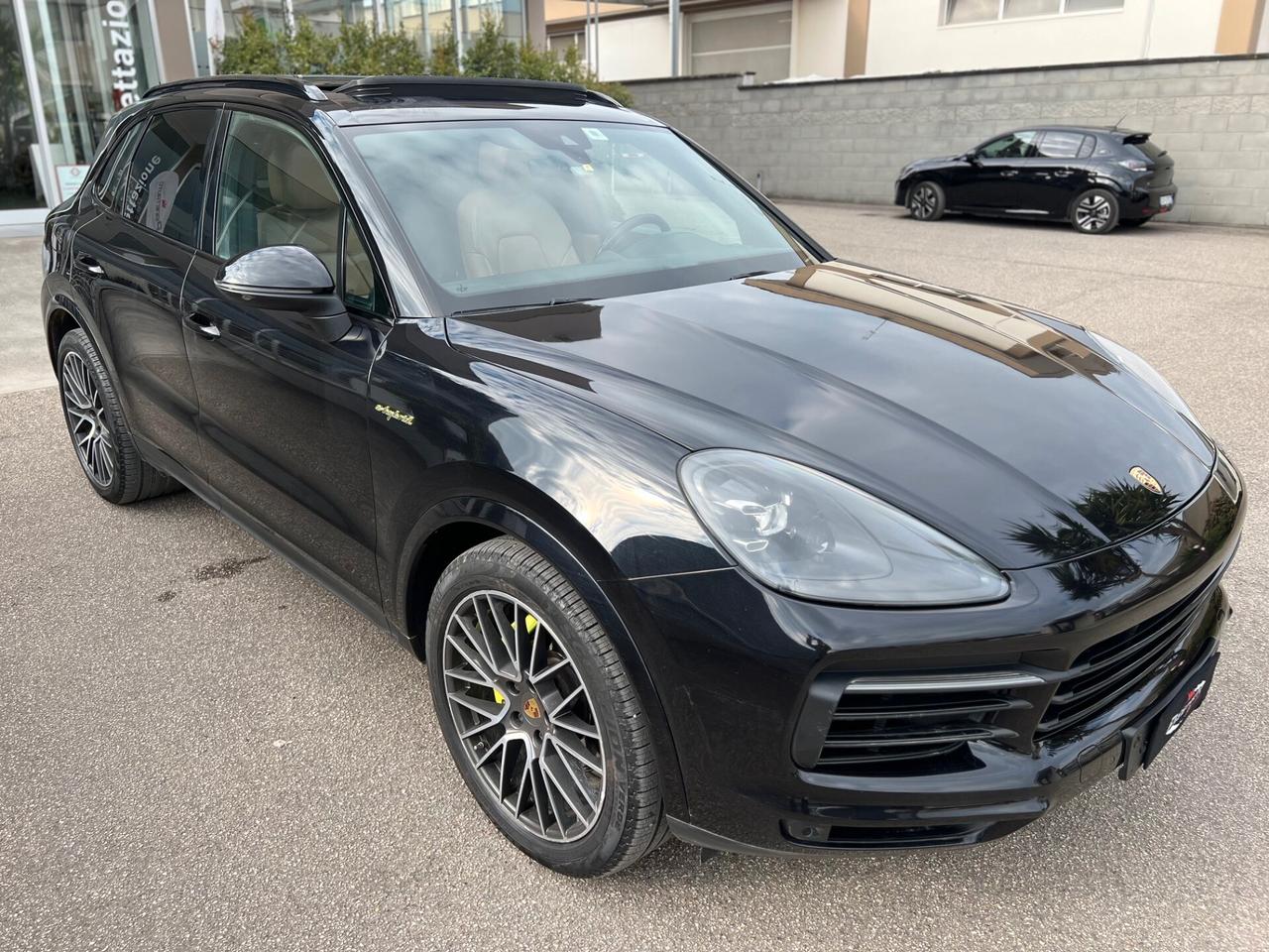 Porsche Cayenne 3.0 e-hybrid tiptronic PASM/TETTO/LED/PELLE PERF.