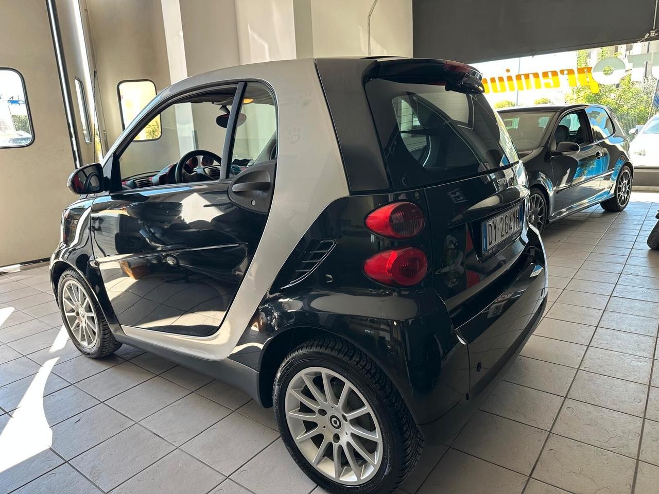 Smart ForTwo 800 40 kW coupé passion cdi
