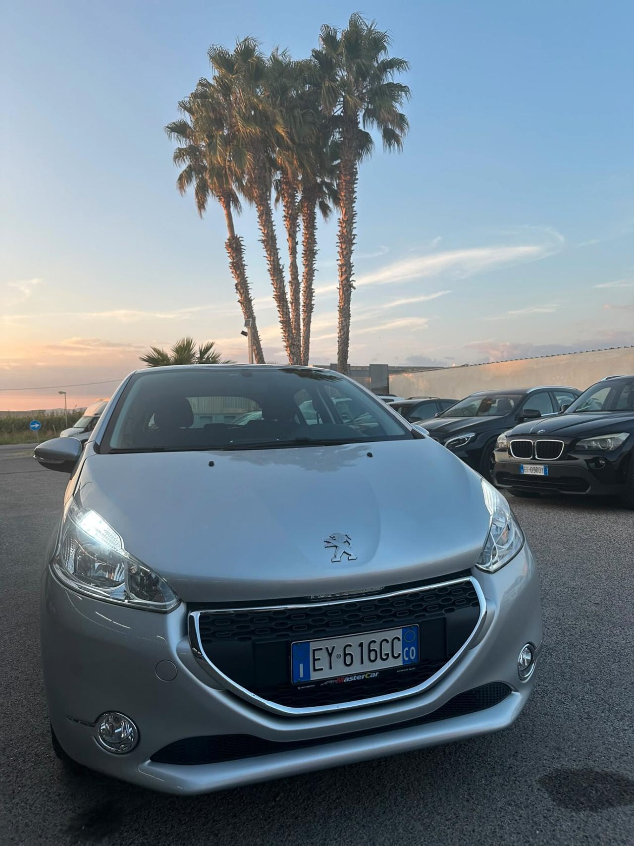 Peugeot 208 PureTech 82 5 porte Allure