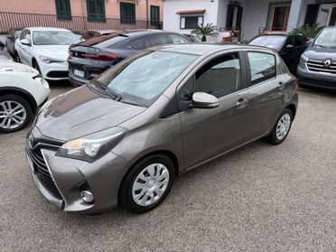 Toyota Yaris 1.0 5 porte Lounge Perfetta