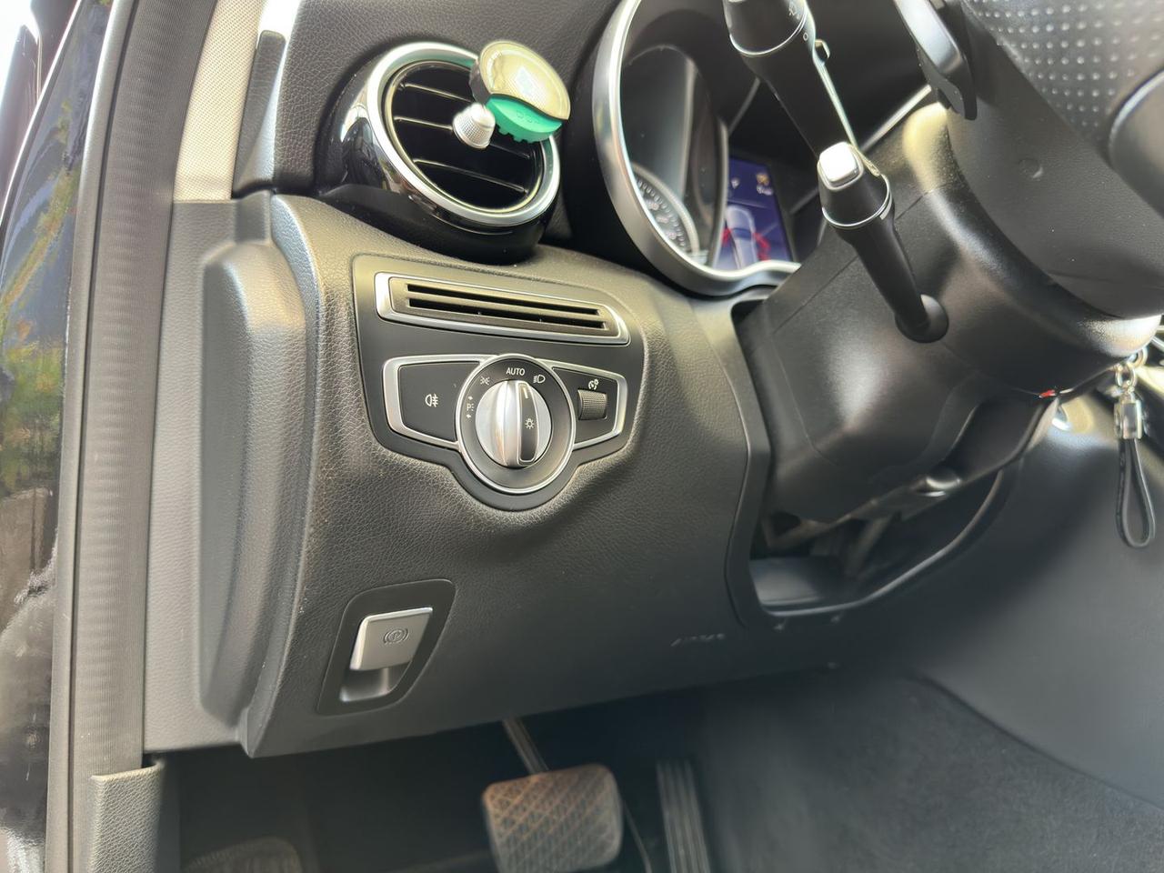 Mercedes-Benz C 220 Premium #6554
