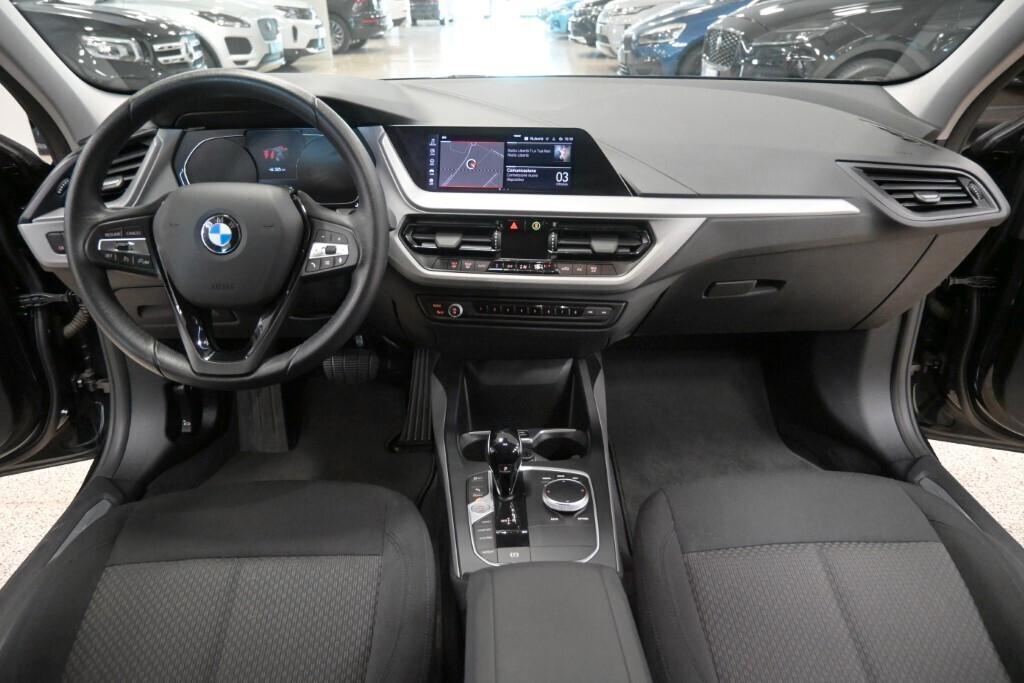Bmw 116 116D 115CV STEPTRONIC BUSINESS ADVANTAGE ( FARI LED - CERCHI 17 PDC NAVI MIRROR CRUISE )
