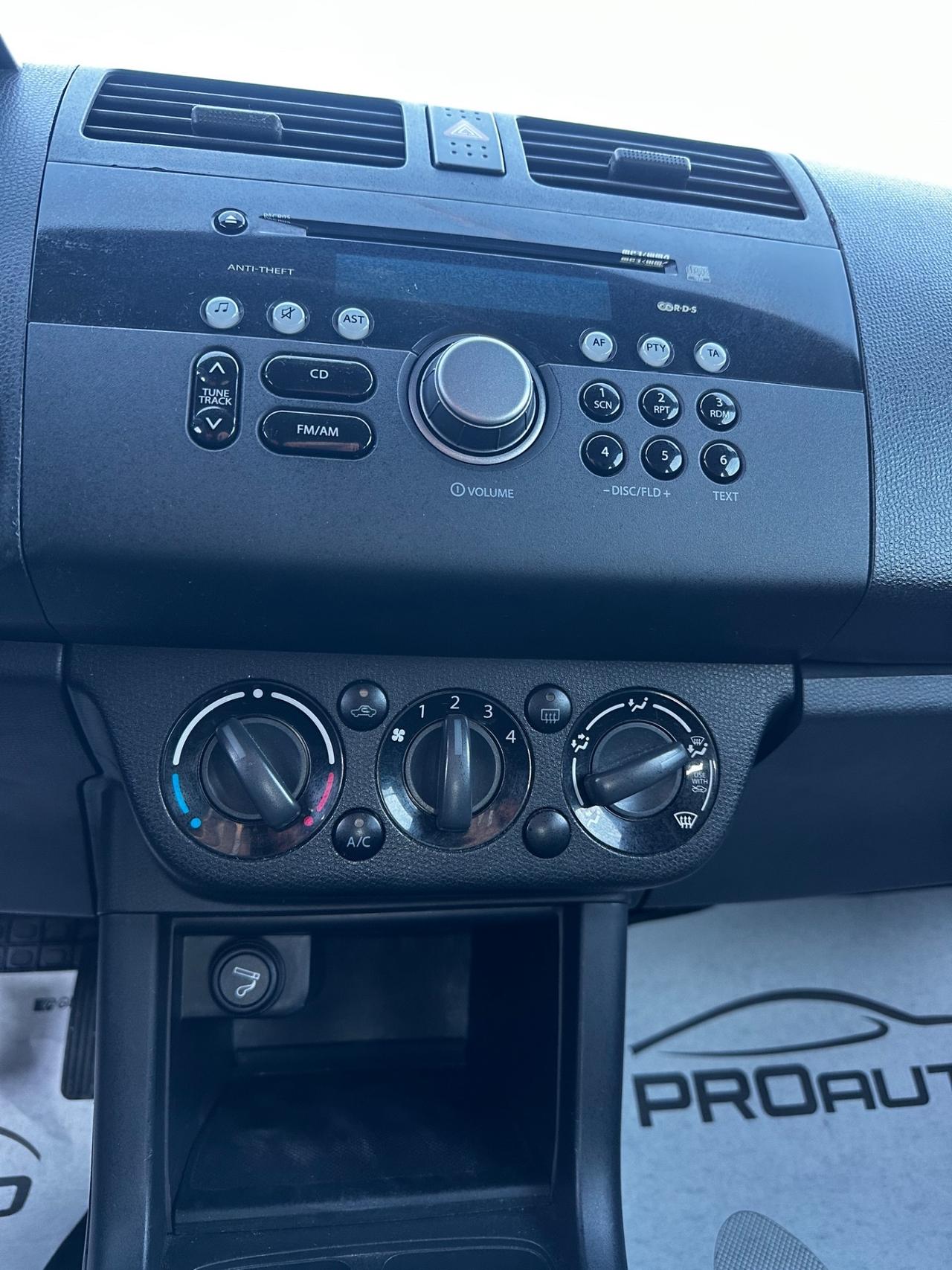 Suzuki Swift 1.3 DDiS 5p. GLX 103000 KM