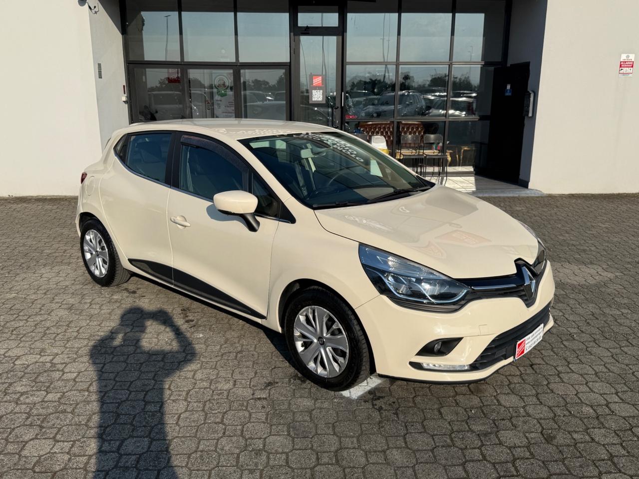 Renault Clio 1.2 75CV 5 porte Zen
