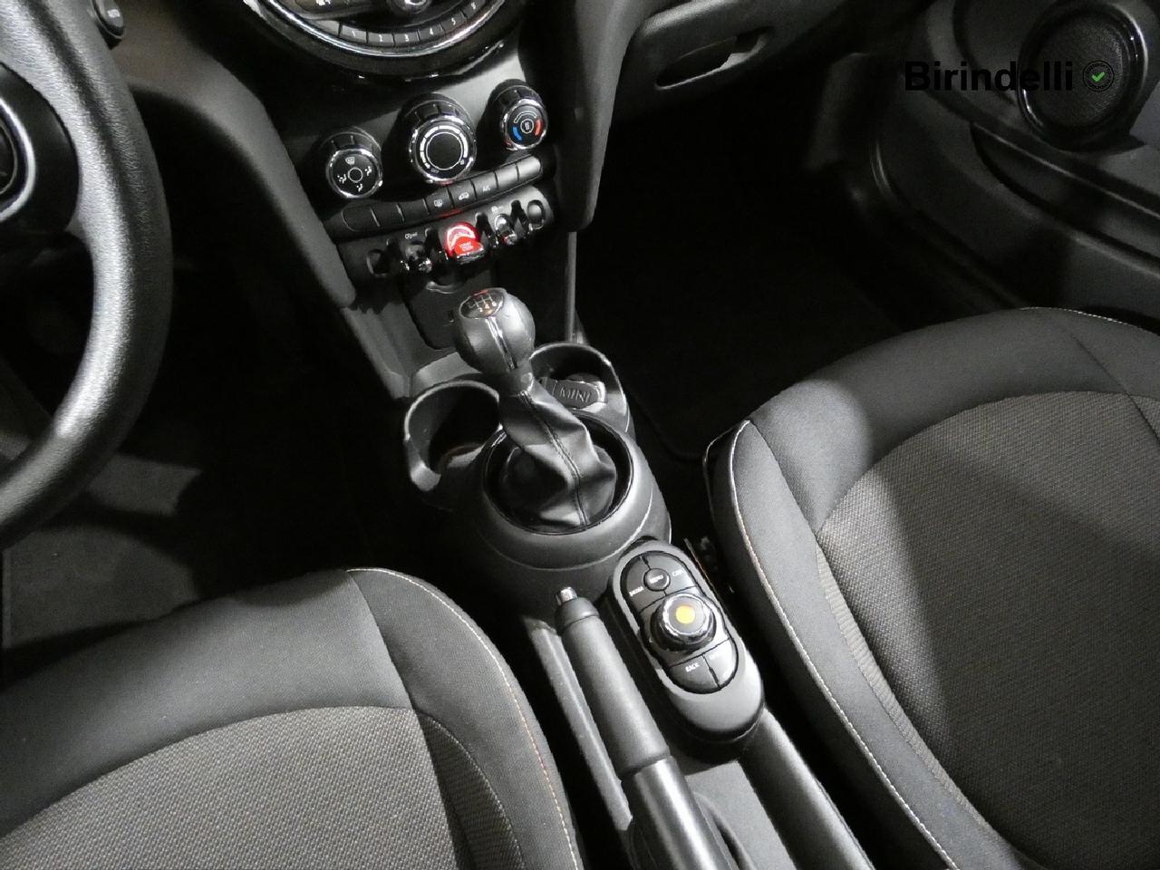 MINI Mini 4ª serie (F56) - Mini 1.5 One 75 CV