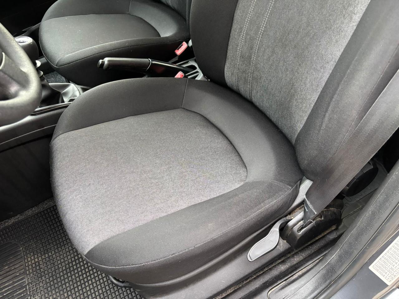 Fiat Punto 1.2 8V 5 porte Lounge OK Neopatentati