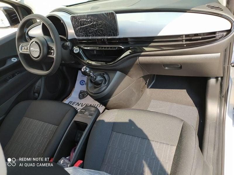 FIAT 500 Hybrid Hybrid Icon CBC