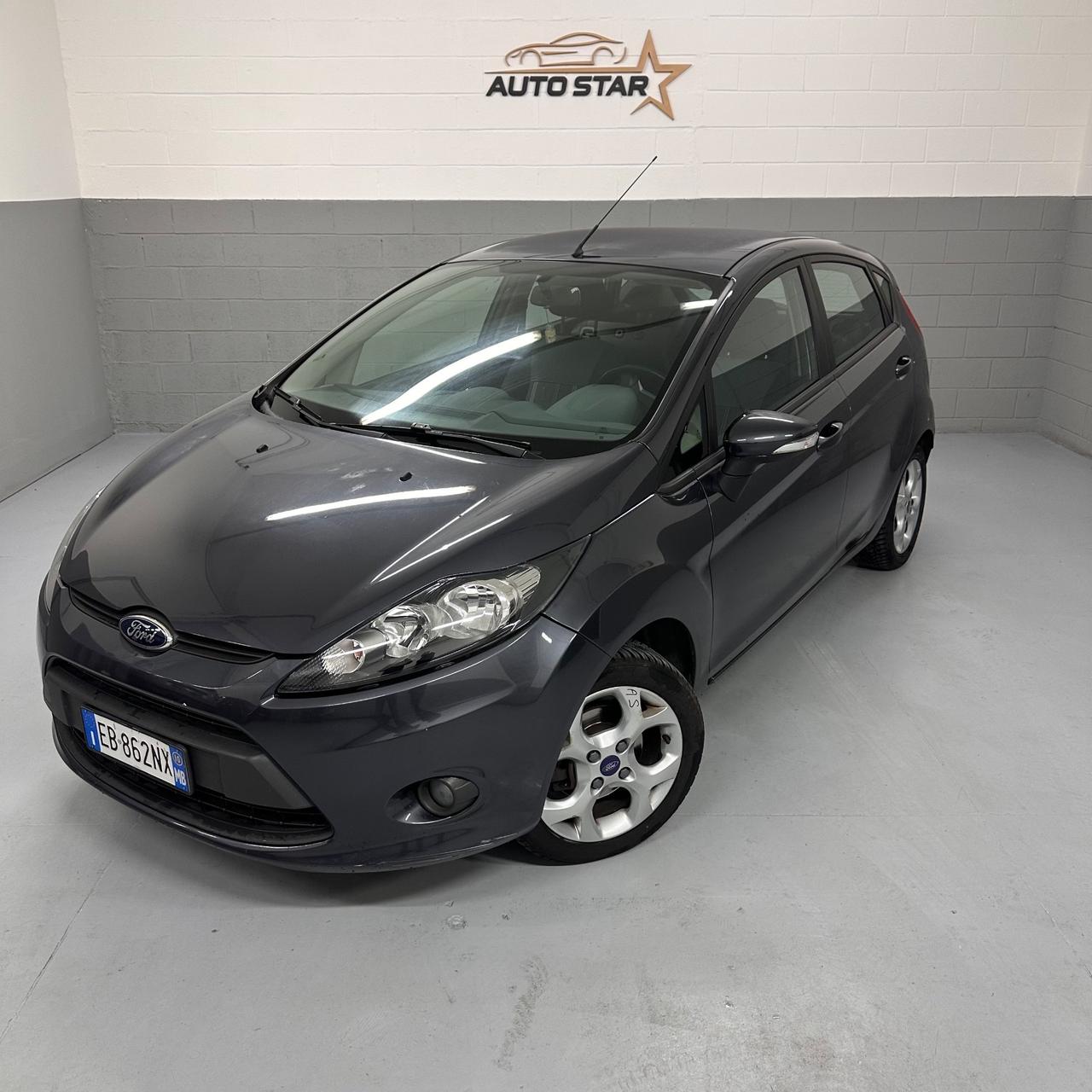 Ford Fiesta 1.2 82 CV 5 porte Titanium NEOPATENTATI