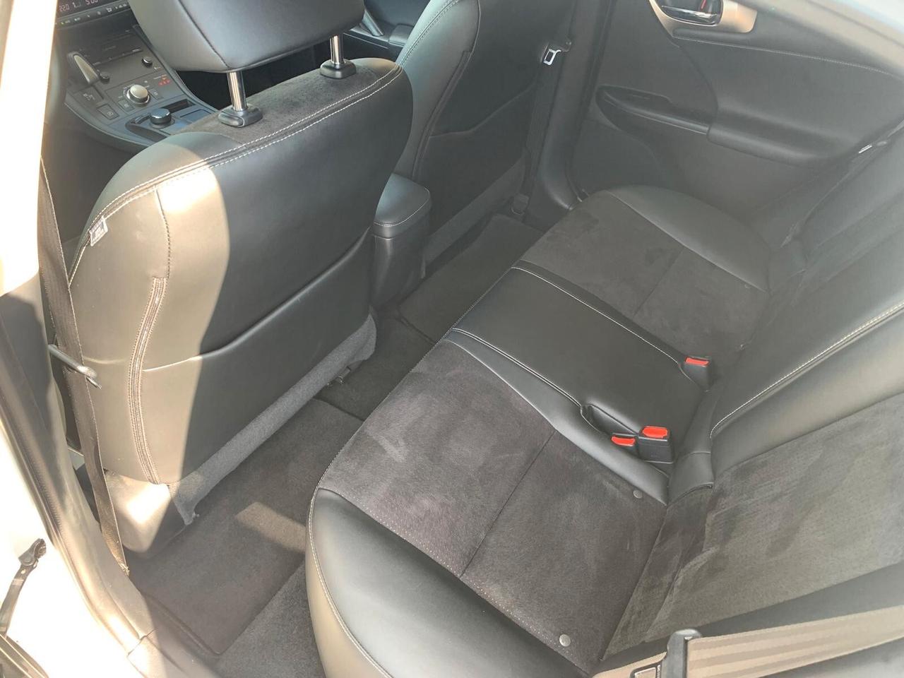 Lexus CT 200h Hybrid Sport Unicoprop. Neopat.