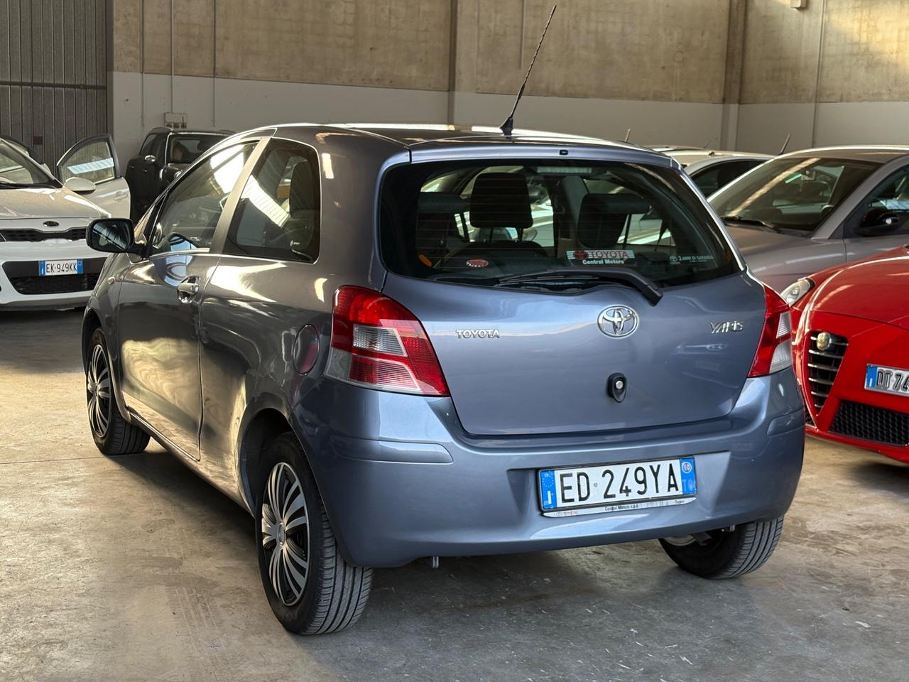 Toyota Yaris 1.0 5 porte Sol GPL