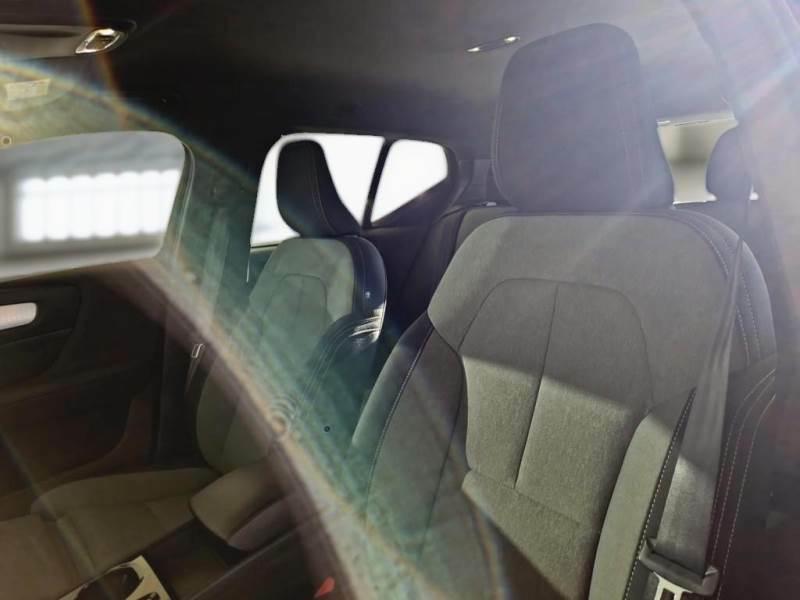 VOLVO XC40 T4 RECHARGE PLUG-IN AUTO PLUS BRIGHT SUV