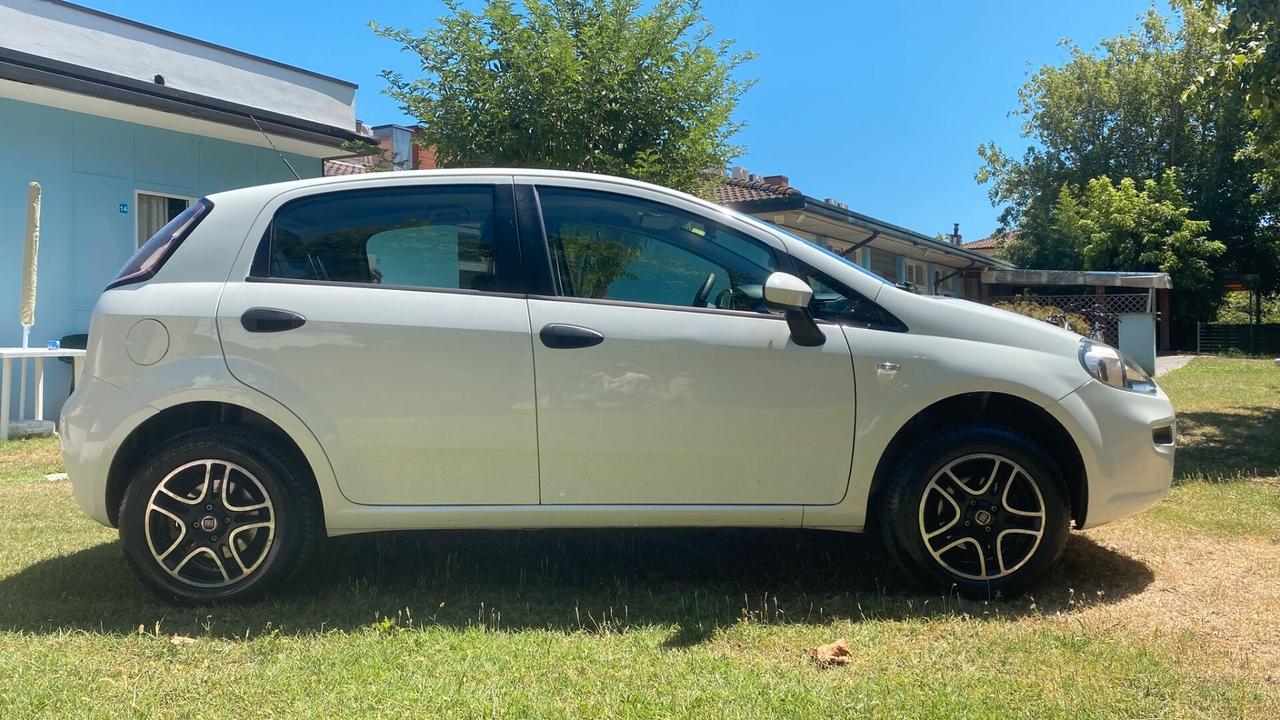 Fiat Punto 1.4 8V 5 porte Natural Power Street