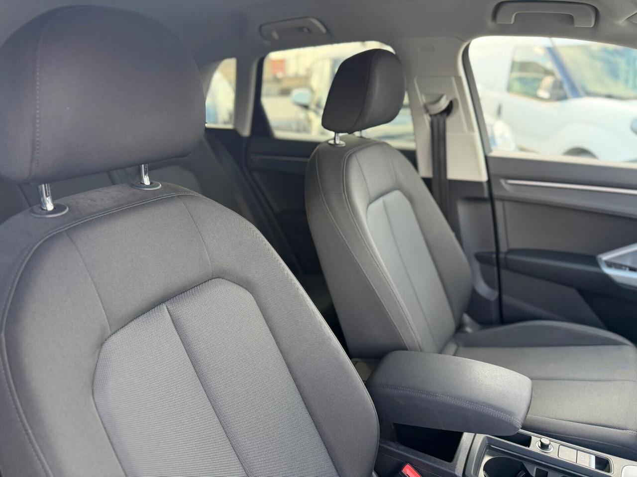 Audi Q3 35 2.0 TDI 150 CV S tronic Business Plus