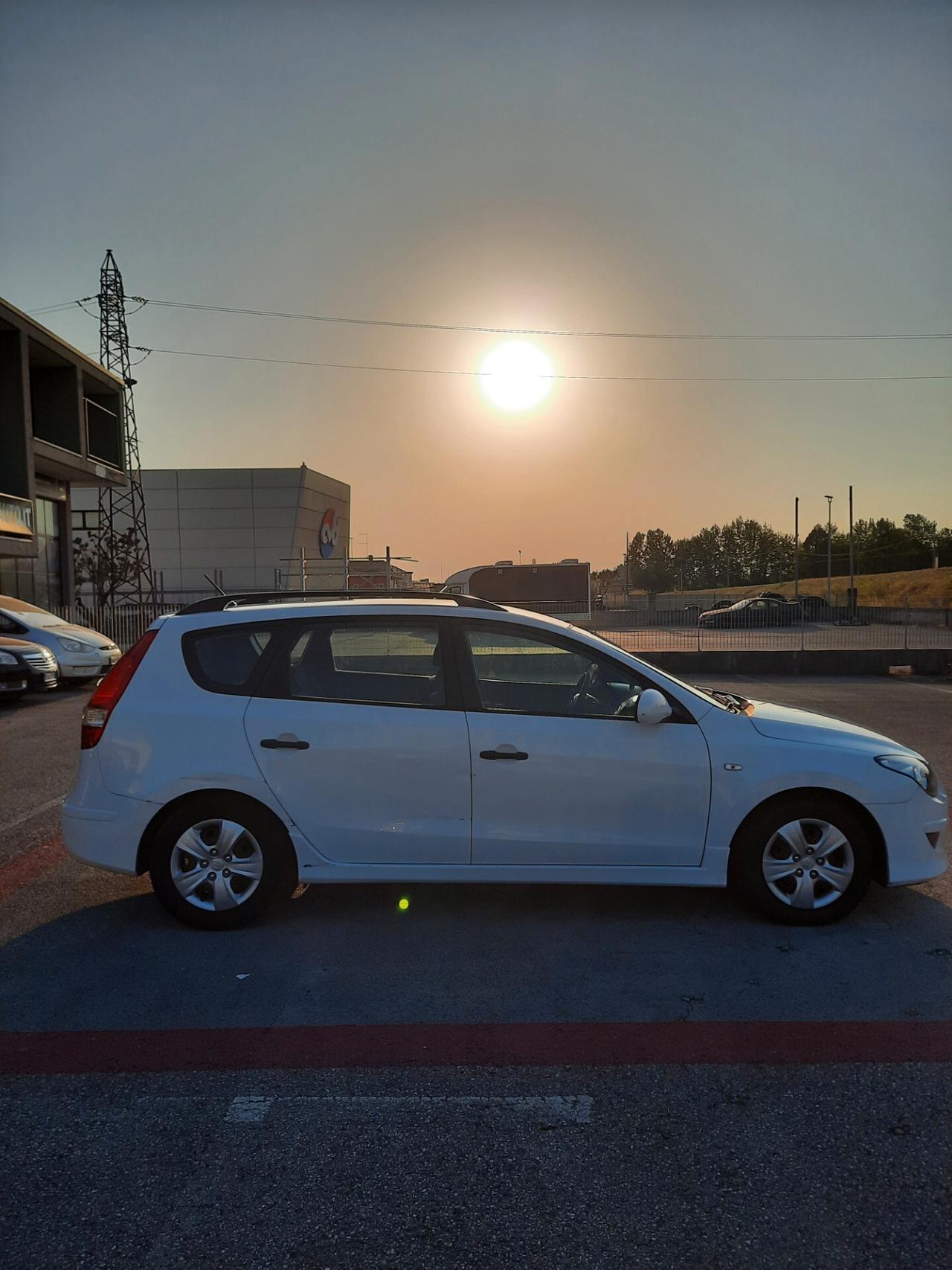 Hyundai i30 CW 1.4 16V 109CV Special