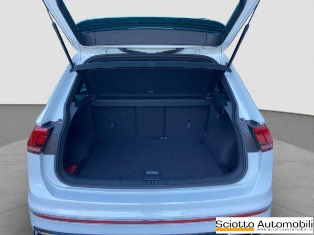VOLKSWAGEN Tiguan 2.0 TDI 150 CV DSG R-Line