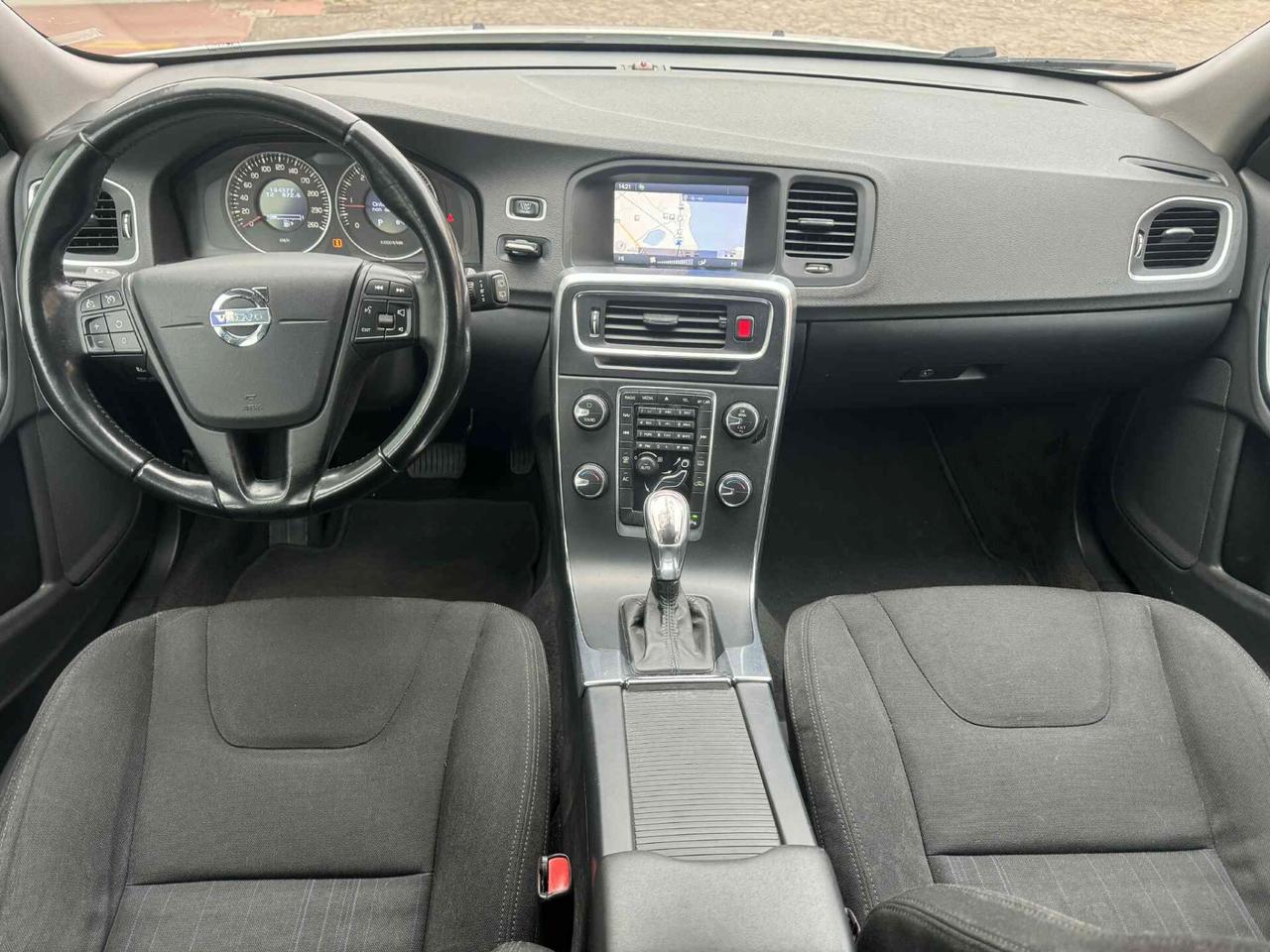 Volvo V60 D2 1.6 Powershift Ocean Race