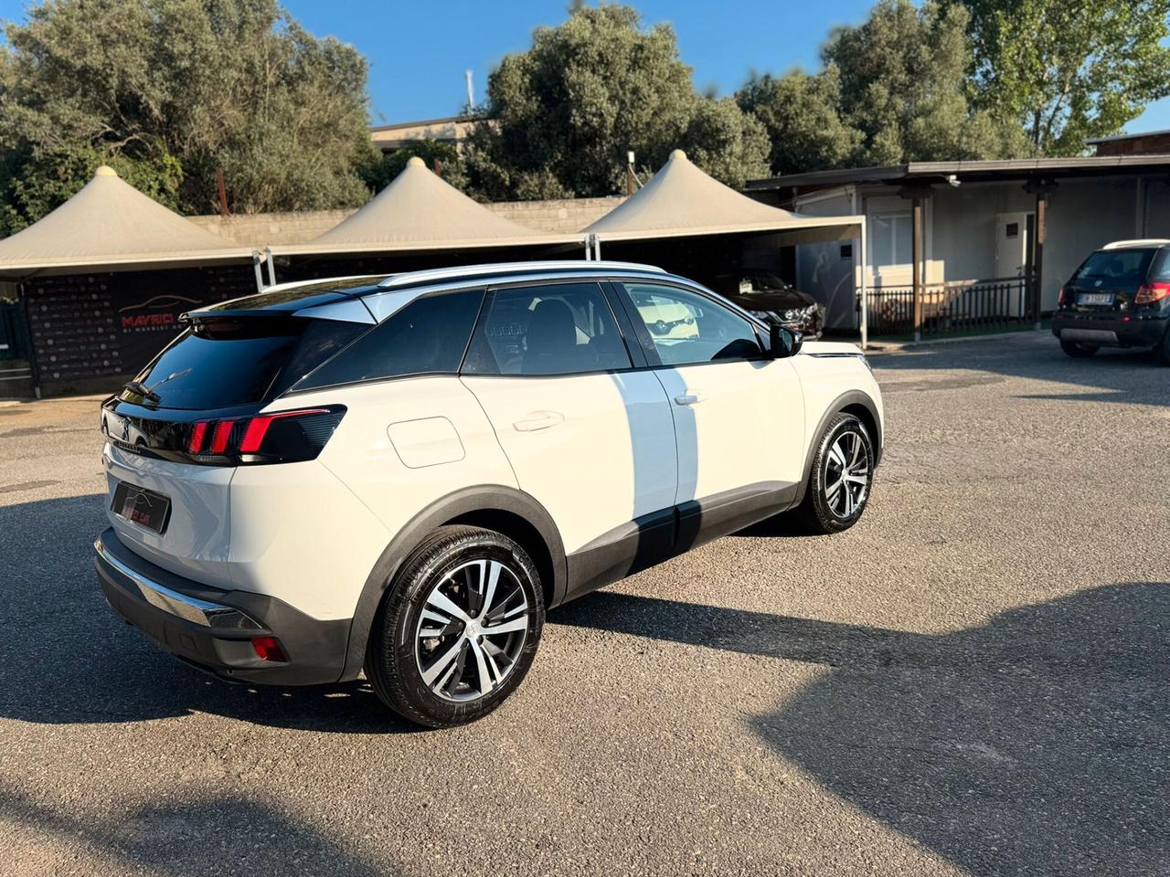 Peugeot 3008 BlueHDi 130 S&S EAT8 Allure