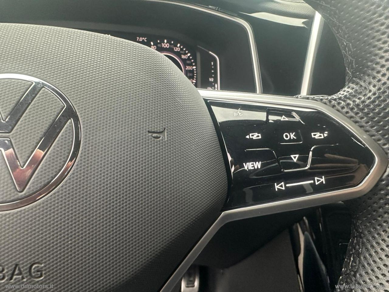 VOLKSWAGEN T-Roc 2.0 TDI SCR R-Line Plus * R LINE *