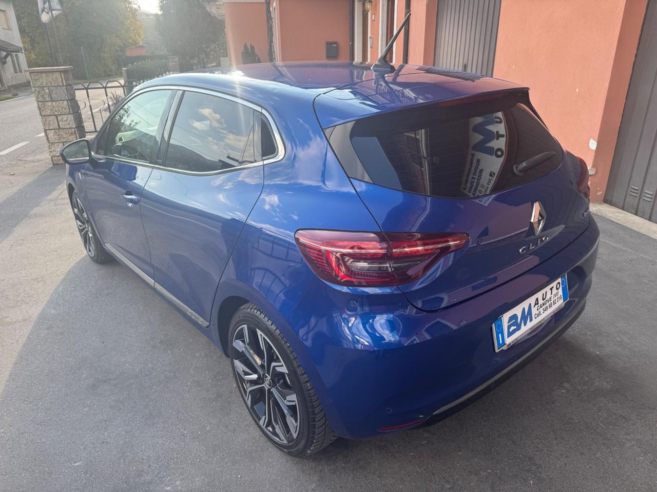 Renault Clio Full Hybrid E-Tech 140 CV 5 porte Initiale Paris
