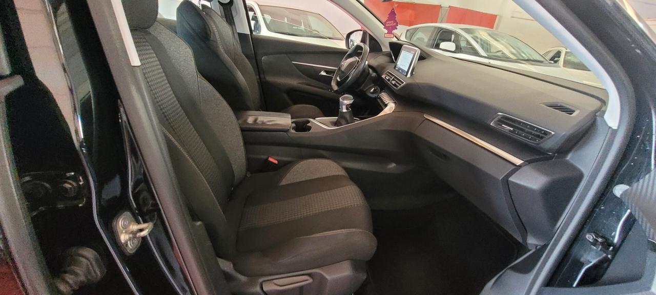 Peugeot 3008 BlueHDi 130 S&S Business