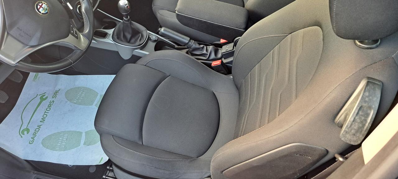 Alfa Romeo MiTo 1.4 78 CV 8V S&S Racer