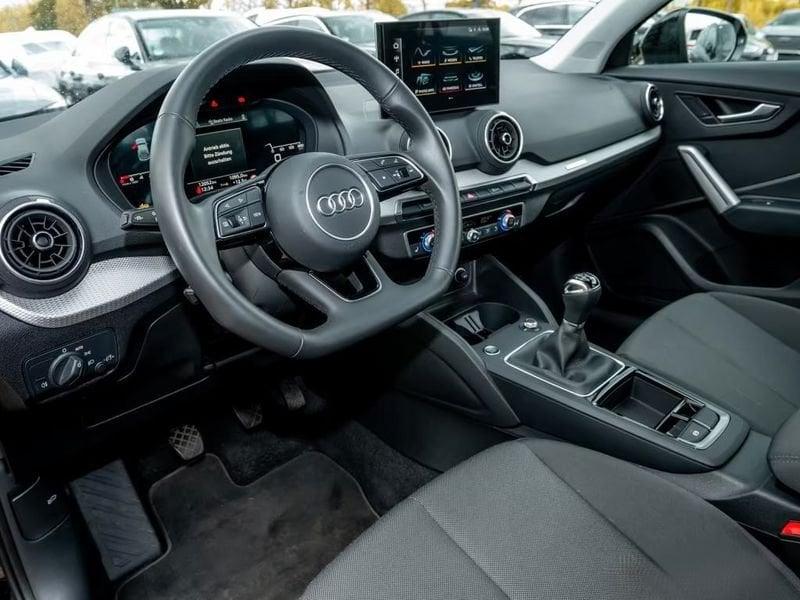 Audi Q2 1.0 30 TFSI BUSINESS LED CARPLAY PDC
