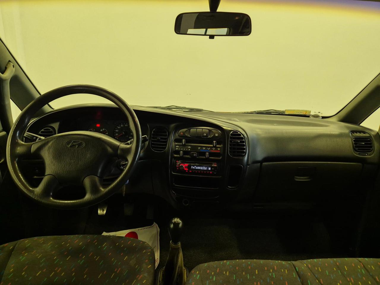 Hyundai H-1 2.5 td Combi 5 POSTI - PER COMMERCIANTI