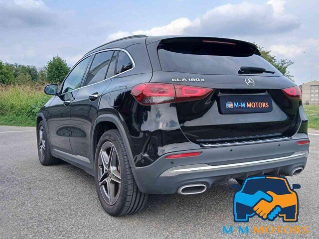 MERCEDES-BENZ GLA 180 d Automatic Premium AMG!