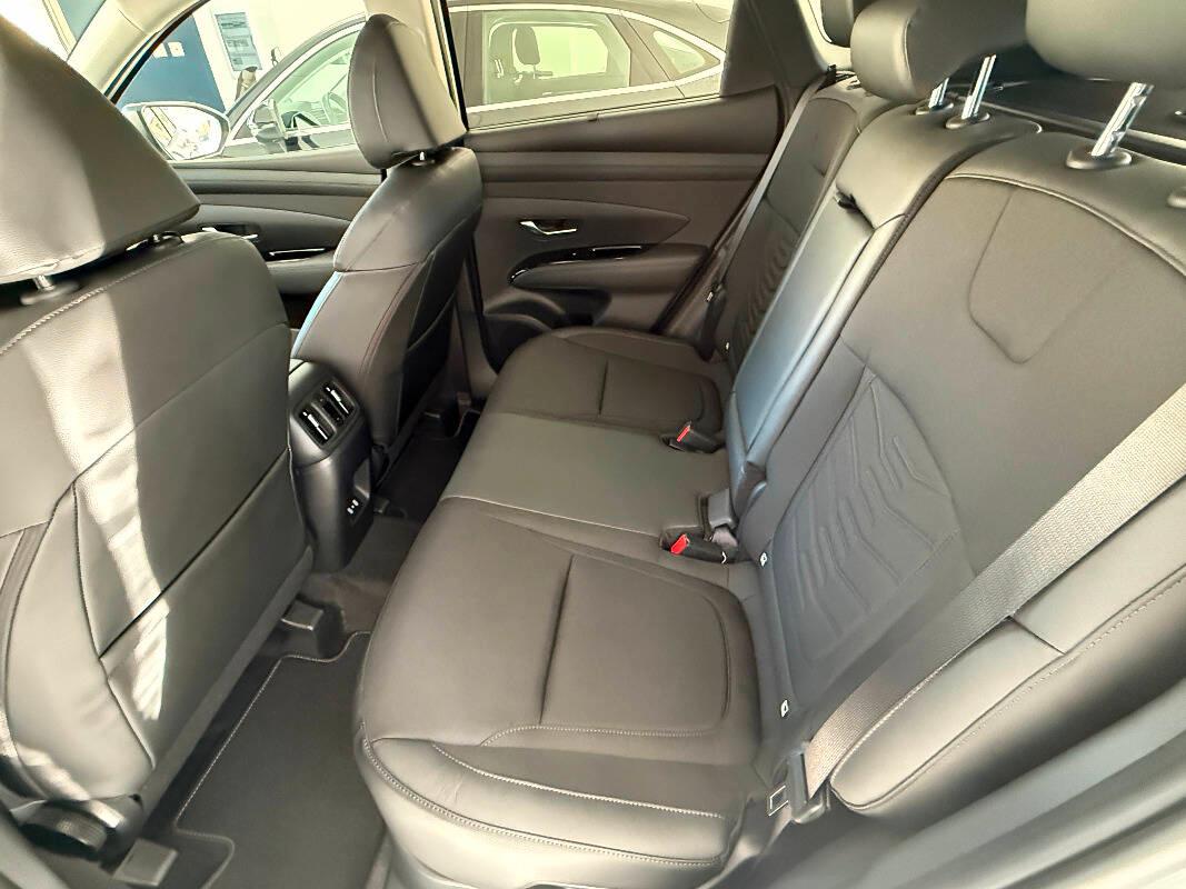 Hyundai Tucson HYUNDAI TUCSON 1.6 hev Exellence Lounge Pack 2wd 239cv auto