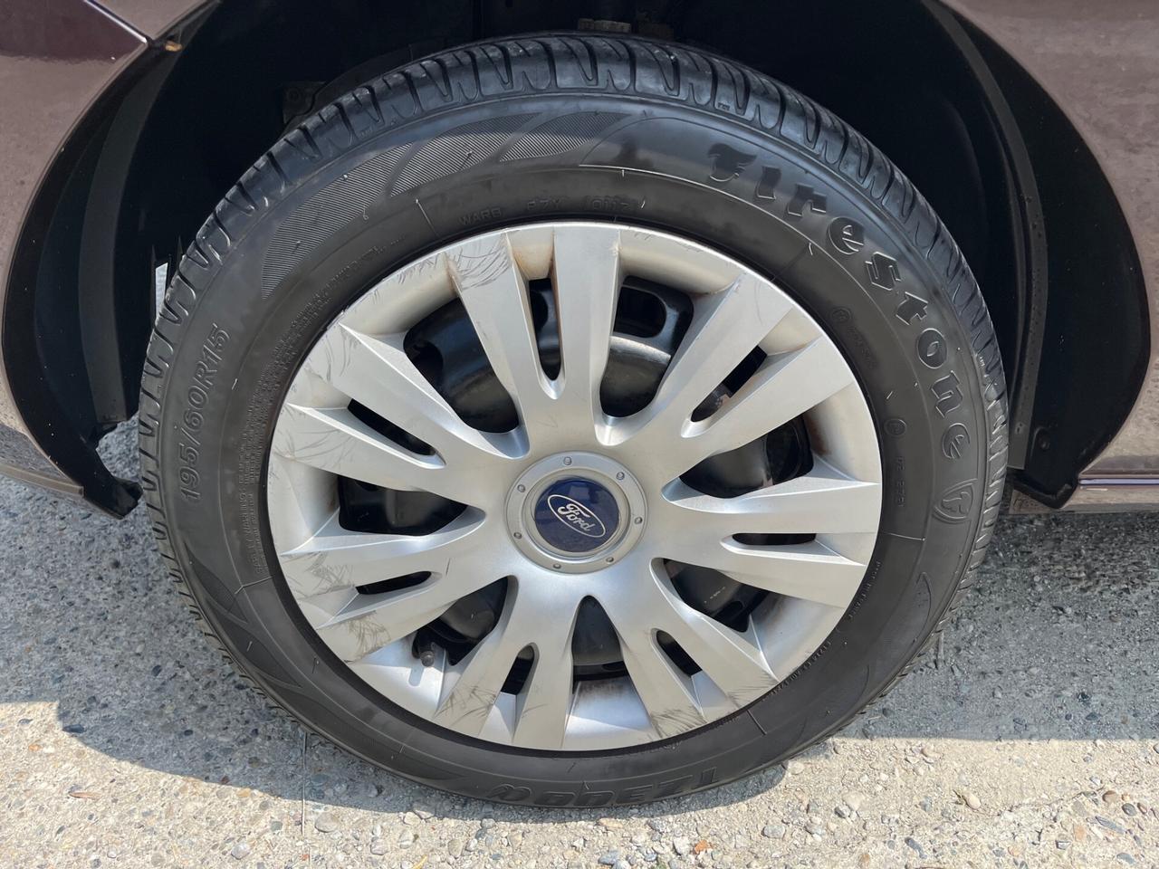 Ford Fusion UAV 1.6 16V 5p.