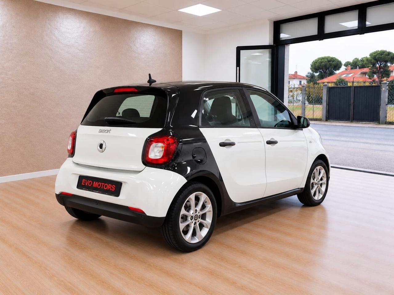 Smart ForFour
