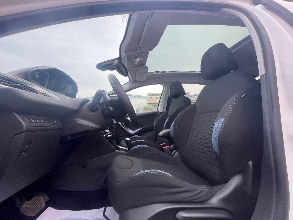 PEUGEOT - 208 - 1.6 e-HDi 92 CV S&S 5p. Allure