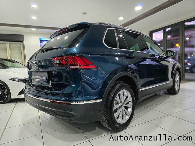 VOLKSWAGEN Tiguan 2.0 TDI 122CV SCR Life Navi - Fari Led
