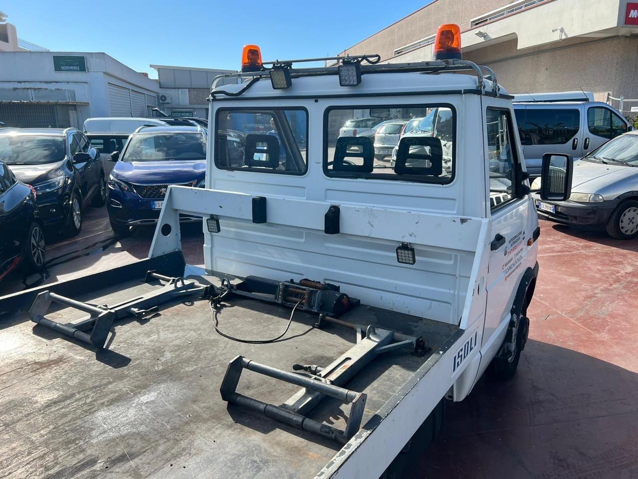 Iveco Daily Carroattrezzi